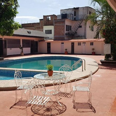 Hotel Safari Тустла-Ґутьєррес Екстер'єр фото